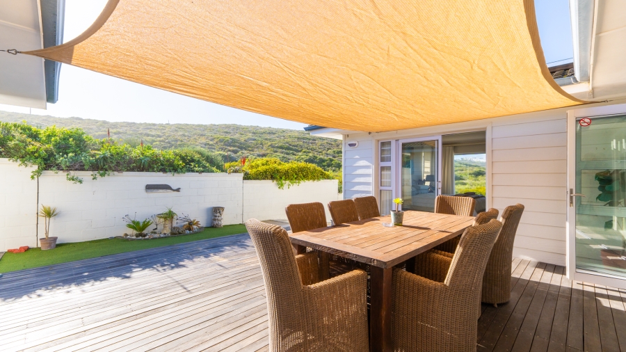 4 Bedroom Property for Sale in Yzerfontein Western Cape